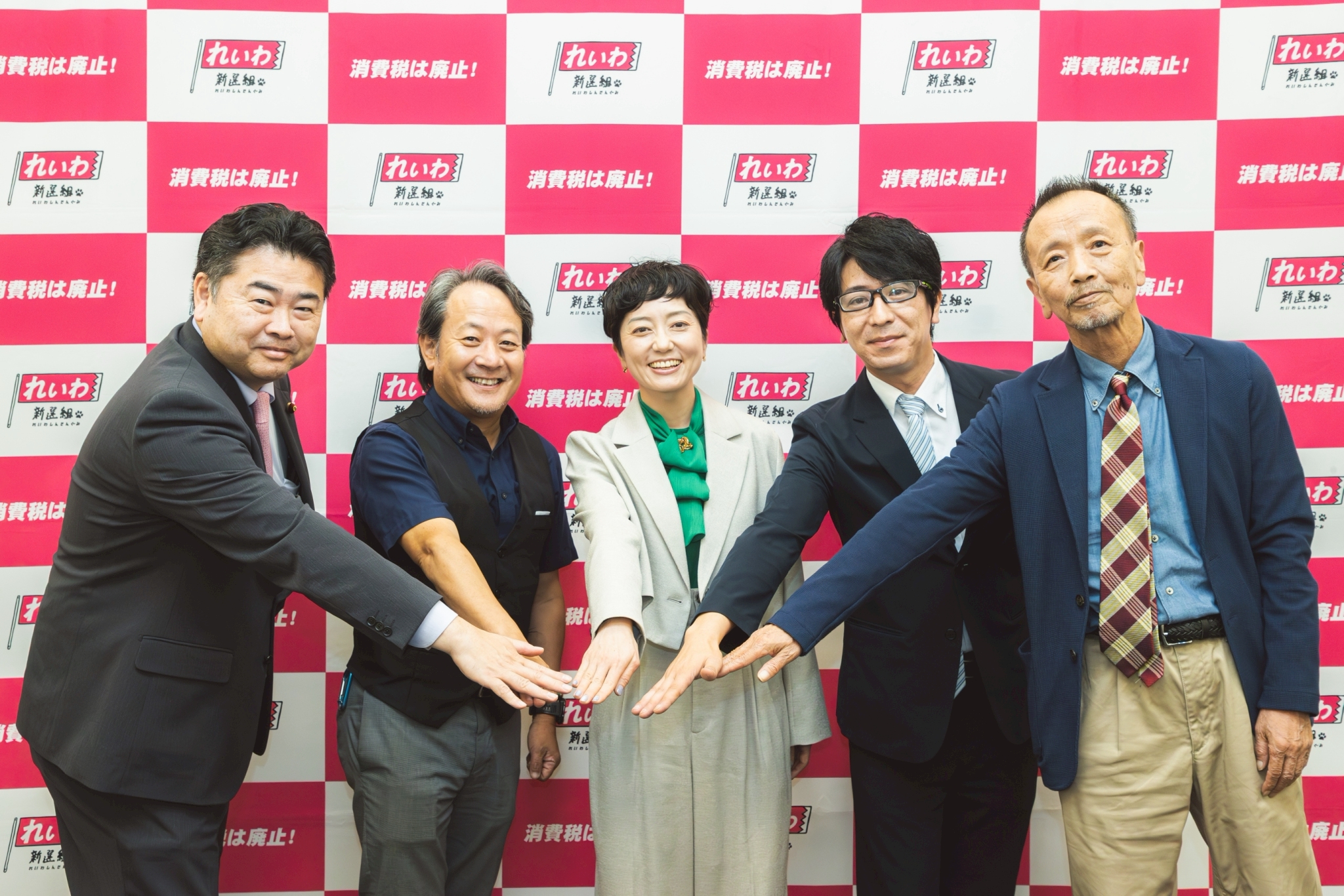 再値下げ　今井ロジン　花　二科会審査員 再値下げ 今井ロジン 花 二科会審査員 - メルカリ